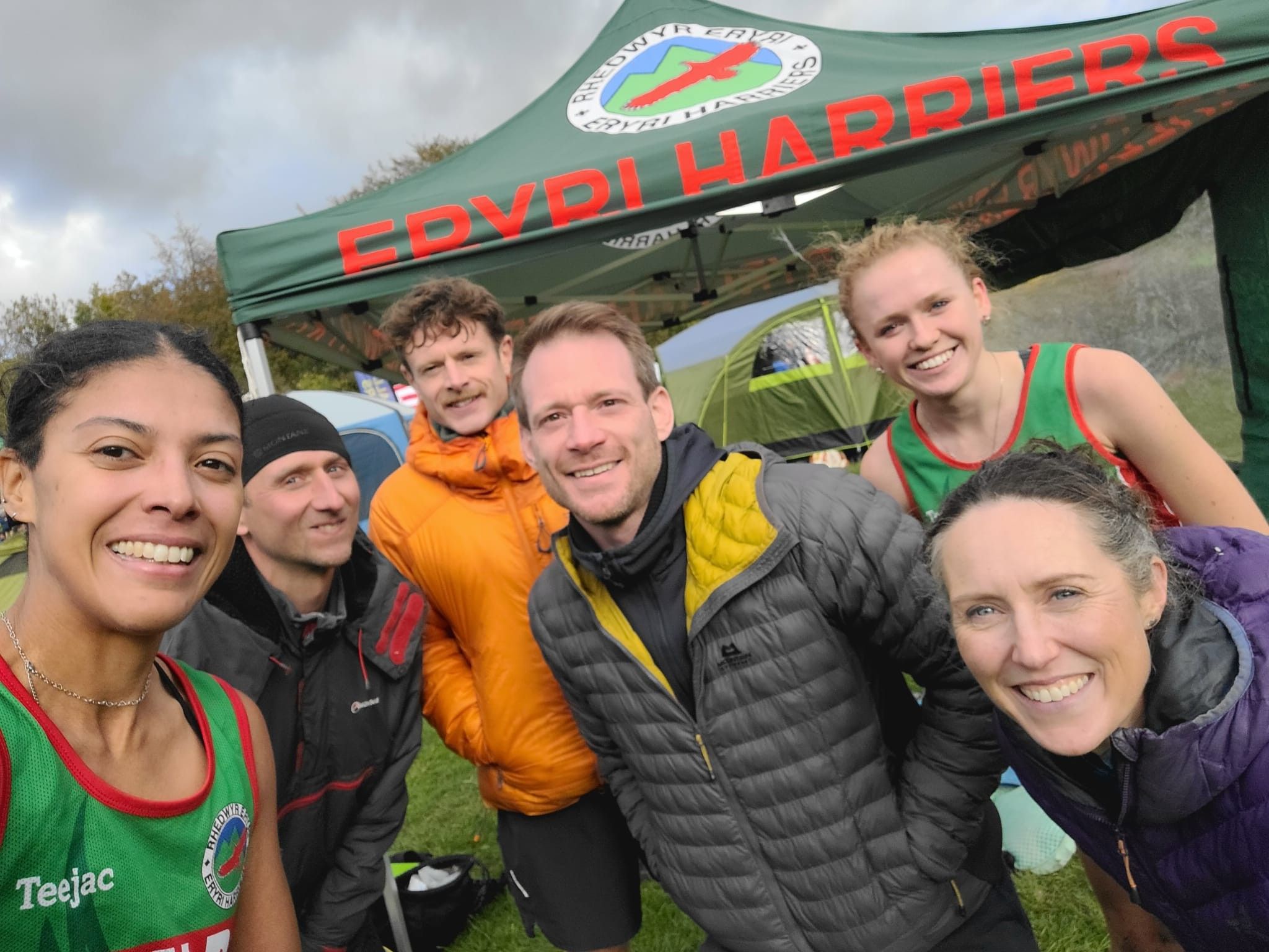 Eryri Harriers relays.jpg